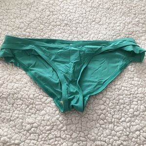 Gap Body Ruffle swim bottoms